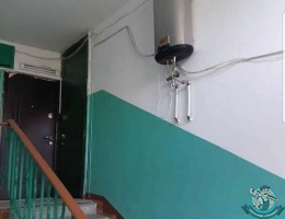 Монтаж водонагревателя в подъезде