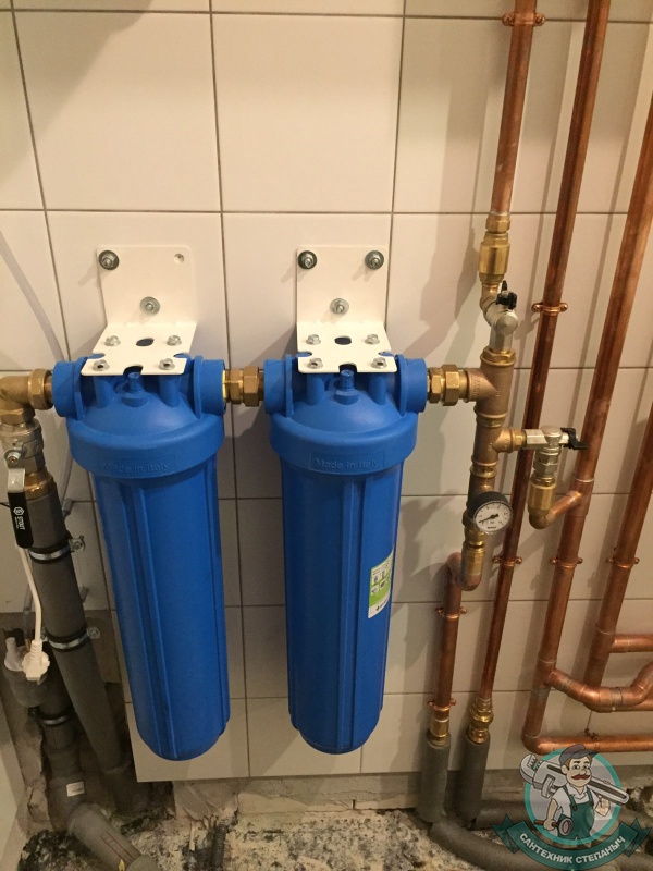 Монтаж двухступенчатого фильтра очистки воды